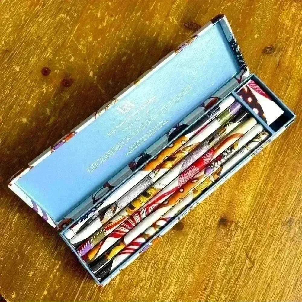 The Museums & Galleries Collection - Pencil Set - Printed Silk Shoes